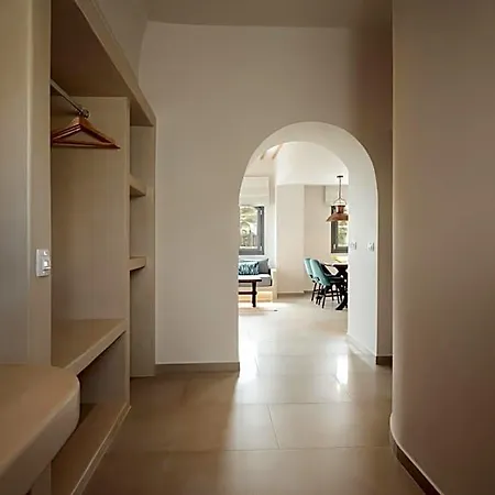 Galaria Serenity 4* Santorini Island