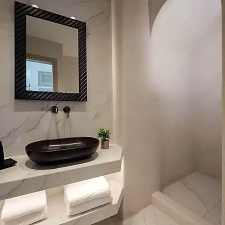 Hotel Galaria Serenity Santorini Island